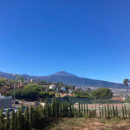 בית הארחה Xanadu Coliving *