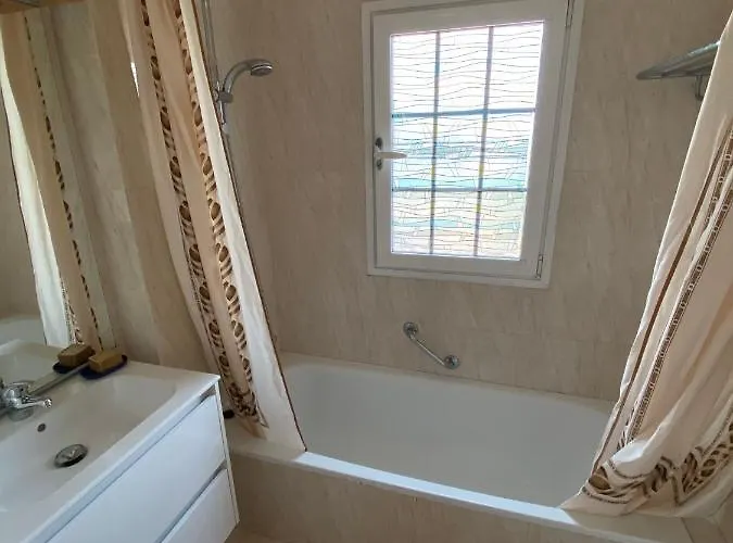 Xanadu Coliving * סנטה אורסולה