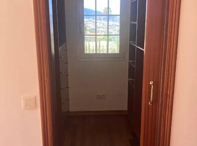 Xanadu Coliving * סנטה אורסולה